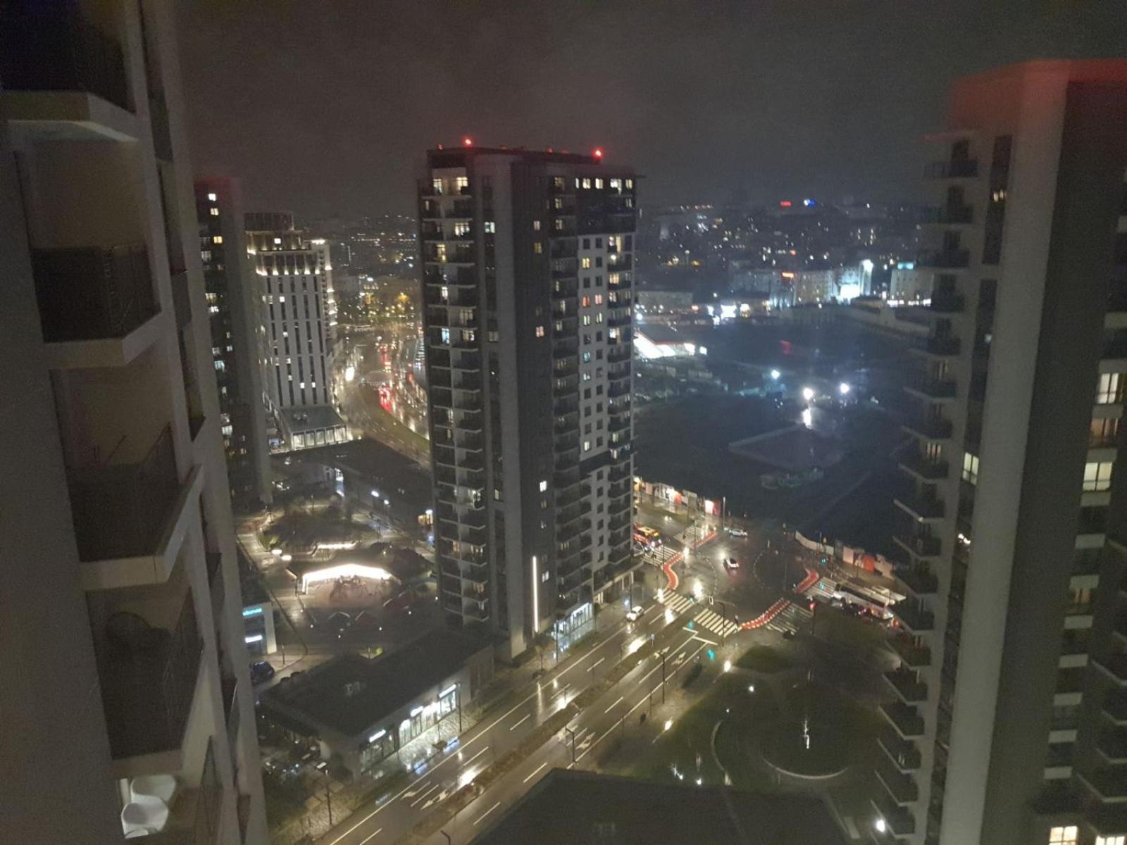 Belgrade Waterfront - Beograd Na Vodi Apartment Bilik gambar