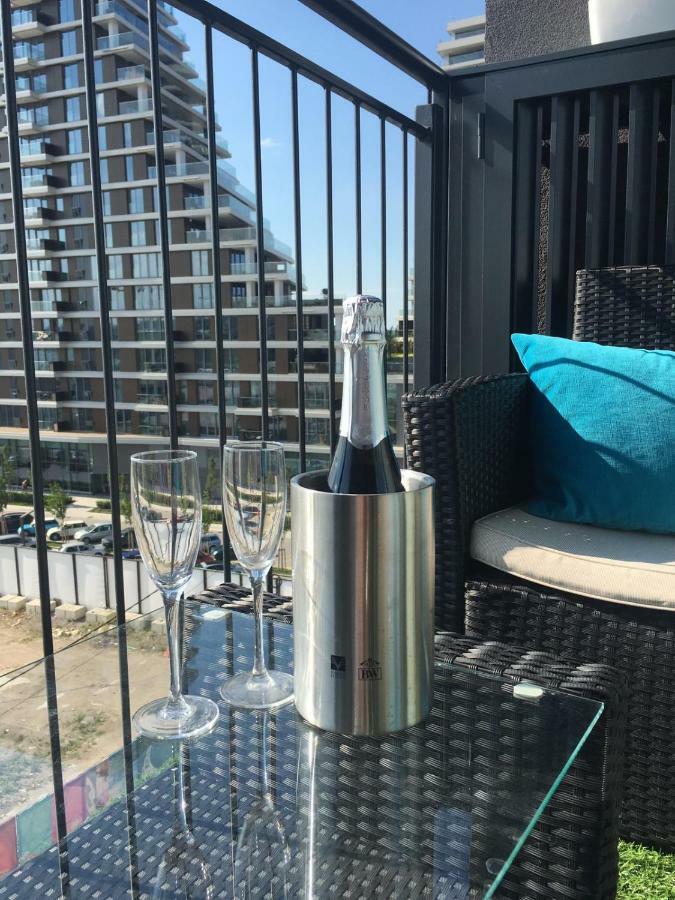 Belgrade Waterfront - Beograd Na Vodi Apartment Luaran gambar